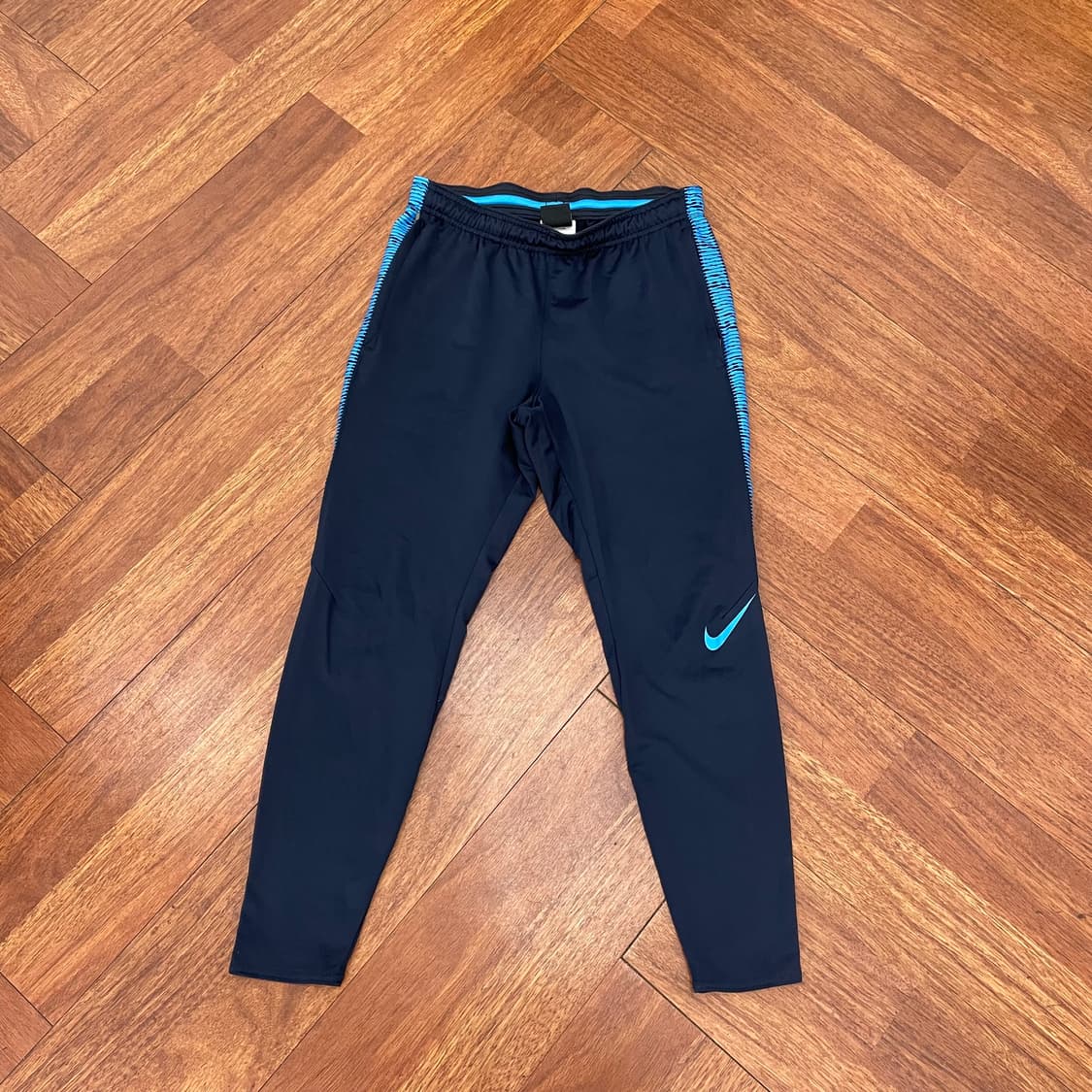 나이키 드라이 스쿼드 팬츠 상품이미지1