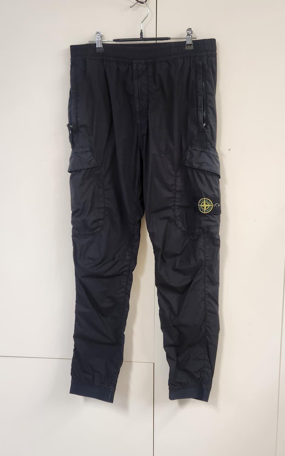 스톤아일랜드 블랙 카고 조거팬츠 32 상품이미지3