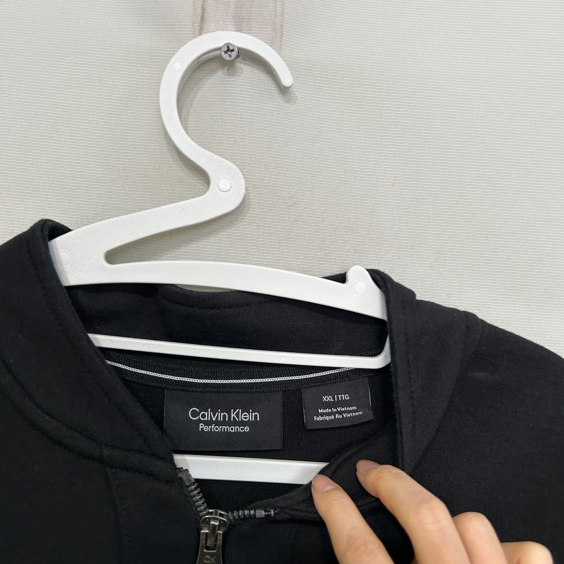 캘빈클라인 퍼포먼스 블랙 풀집 자켓 110 XXL 상품이미지2