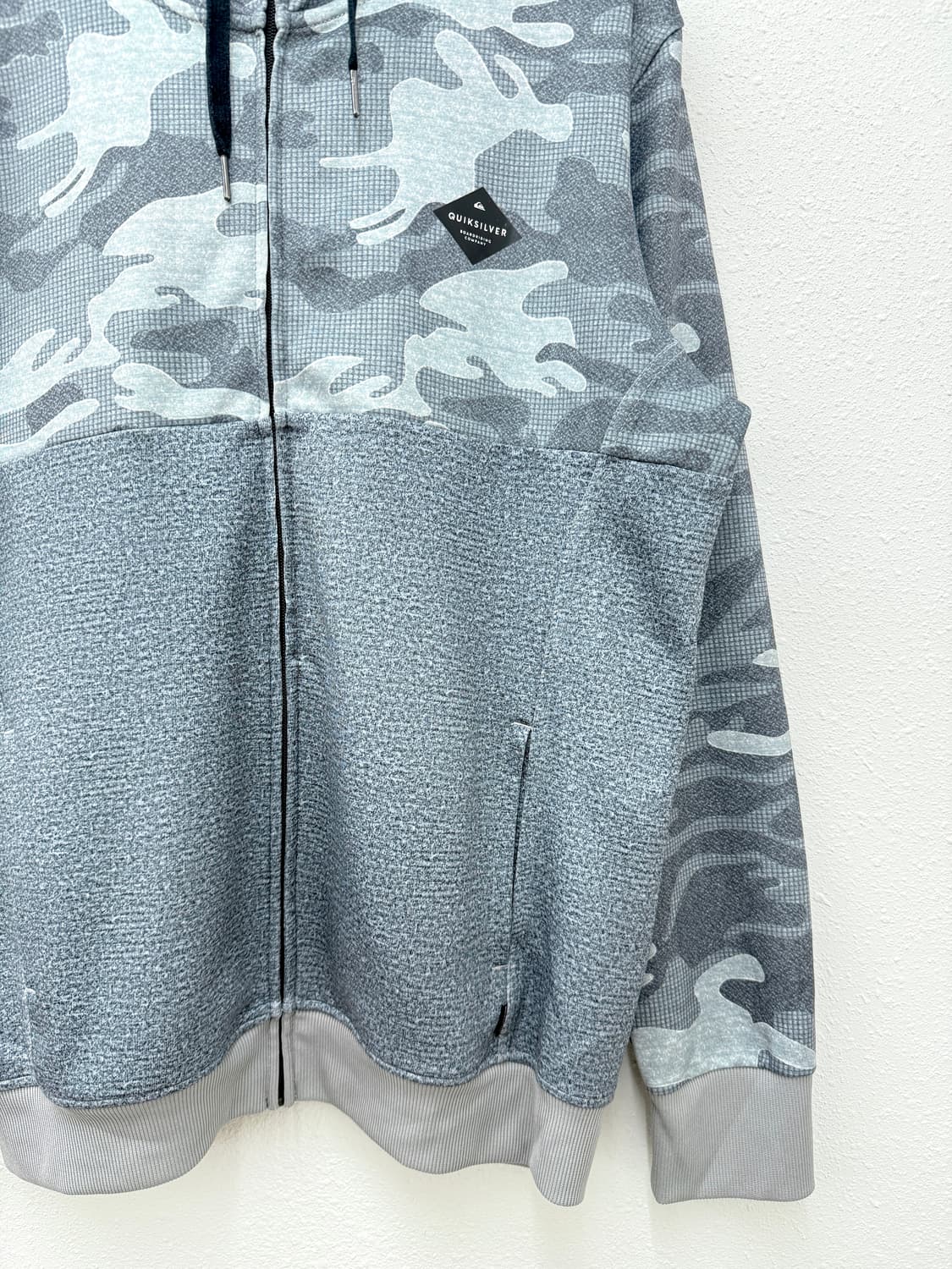퀵실버 카모 패턴 풀집업 후드 집업 상품이미지3