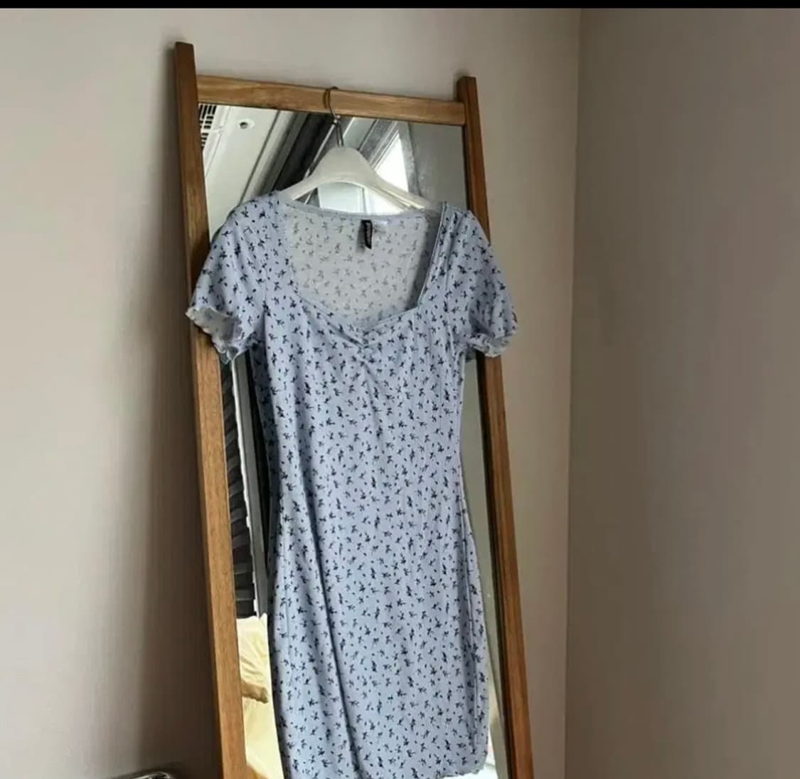 h&m lace trimmed bodycon dress 스몰사이즈  상품이미지4