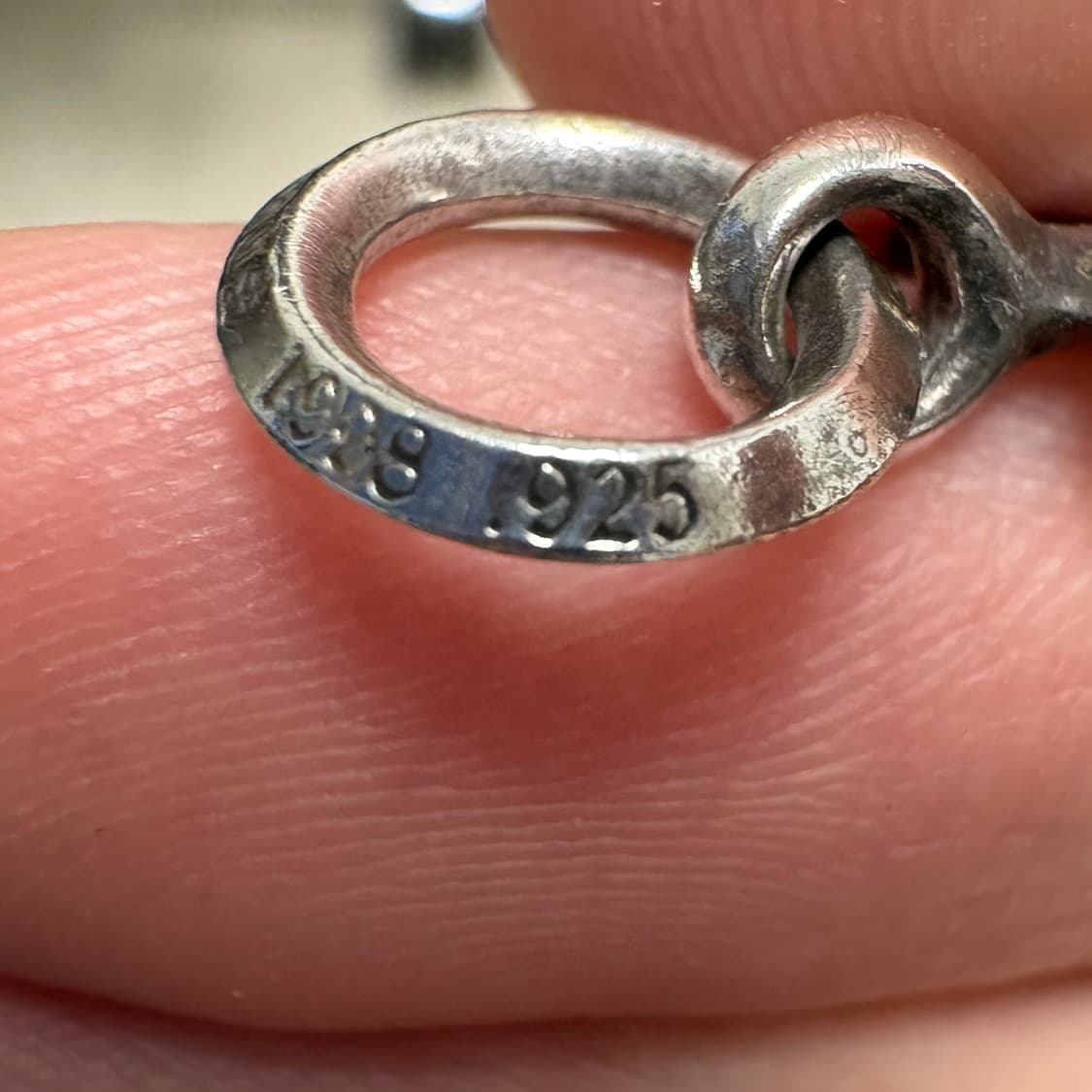 크롬하츠 타이니 크로스 펜던트 상품이미지5