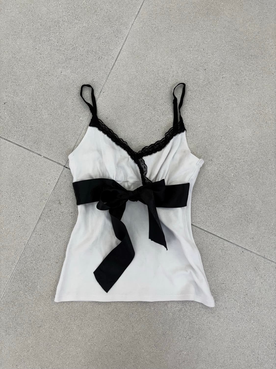 화이트 레이스 리본 슬리브리스 상품이미지1