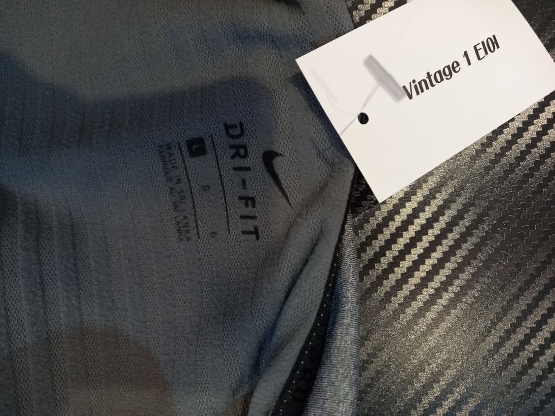 나이키 드라이 핏 티셔츠 상품이미지3