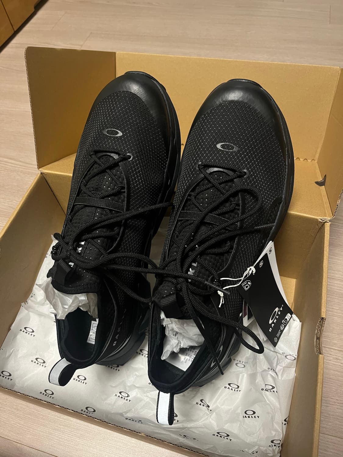 오클리 라이트 쉴드 트리플 블랙(290) 상품이미지1