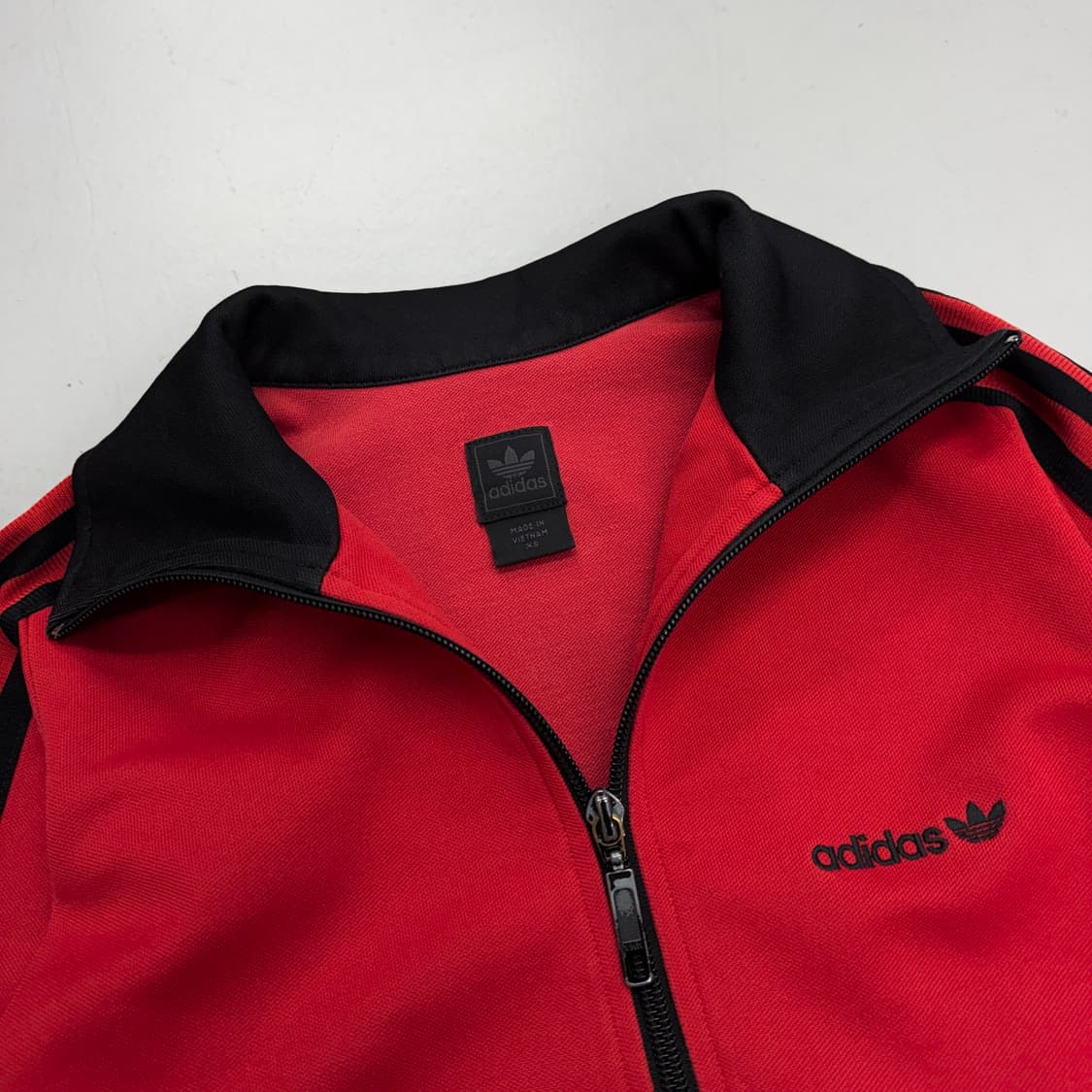 아디다스 베켄바우어 레드 블랙 트랙탑 져지 상품이미지3