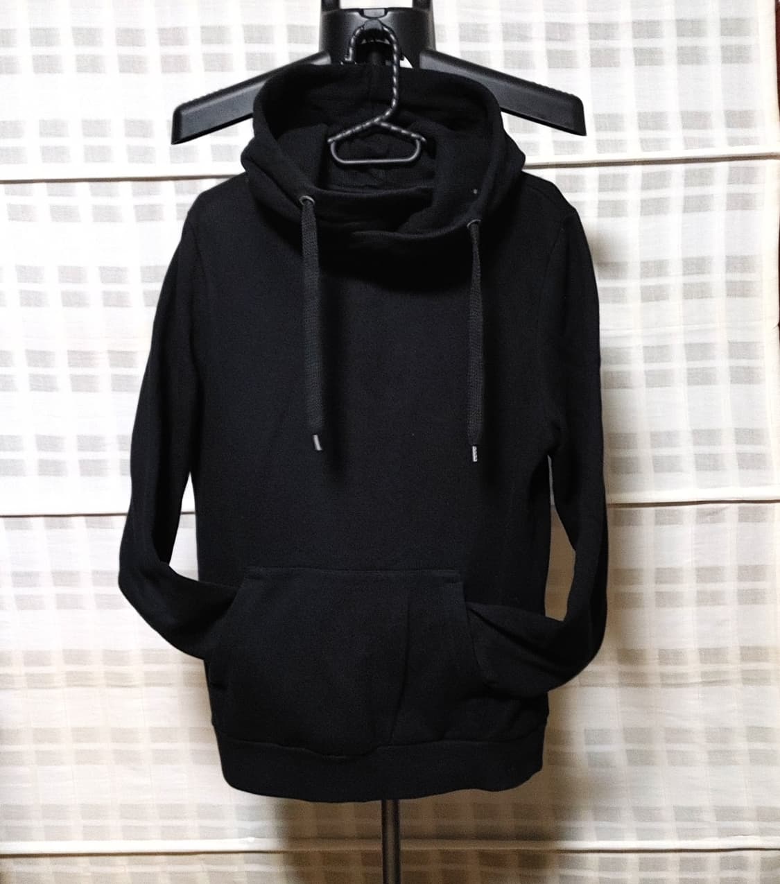 (H&M) 검정 기모 후드 티셔츠 S (95 정도) 상품이미지1