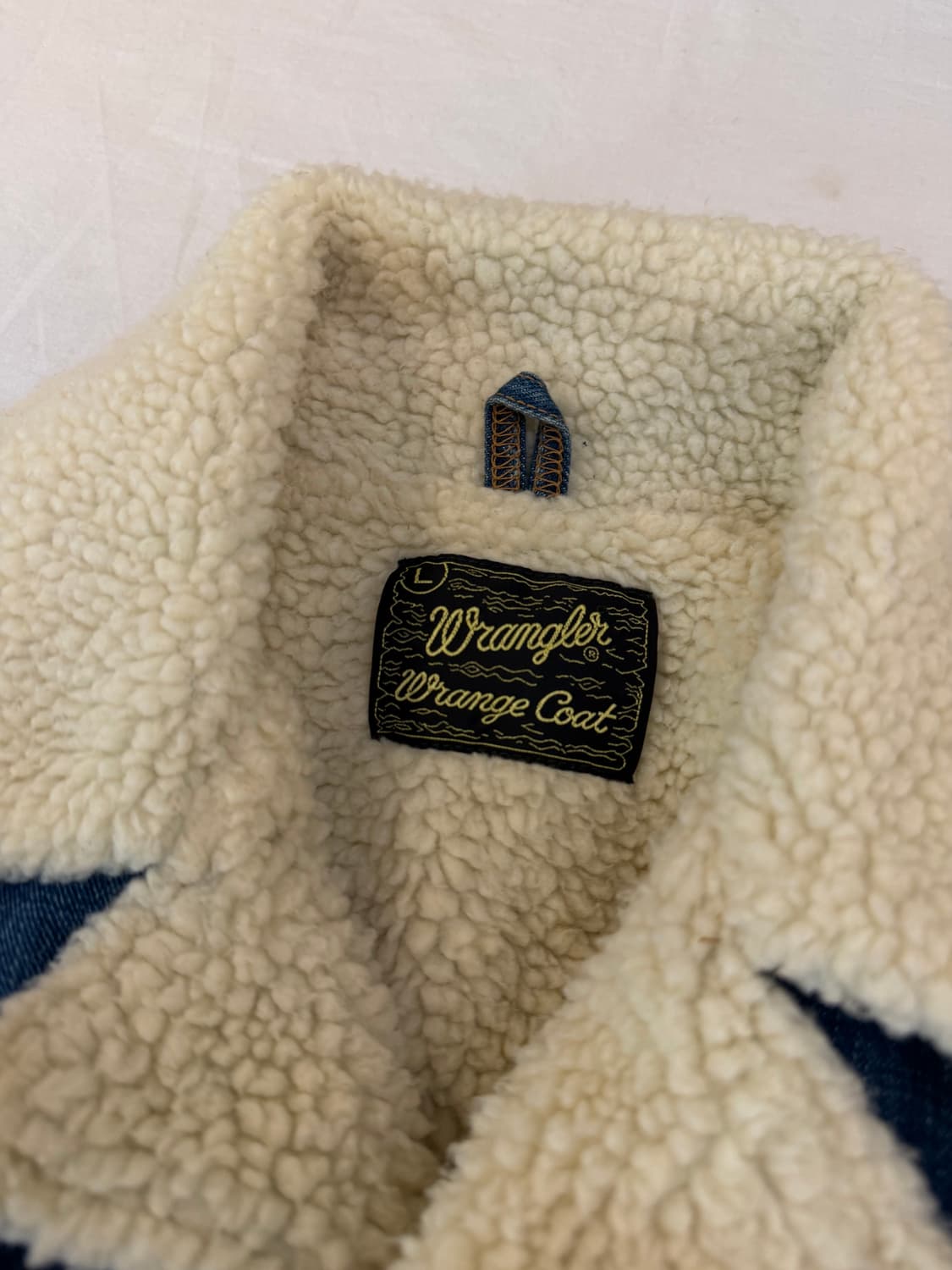 (일본100벌한정) 랭글러 롤링스톤즈 핸드 페인팅 쉐르파 초어 데님자켓 상품이미지8