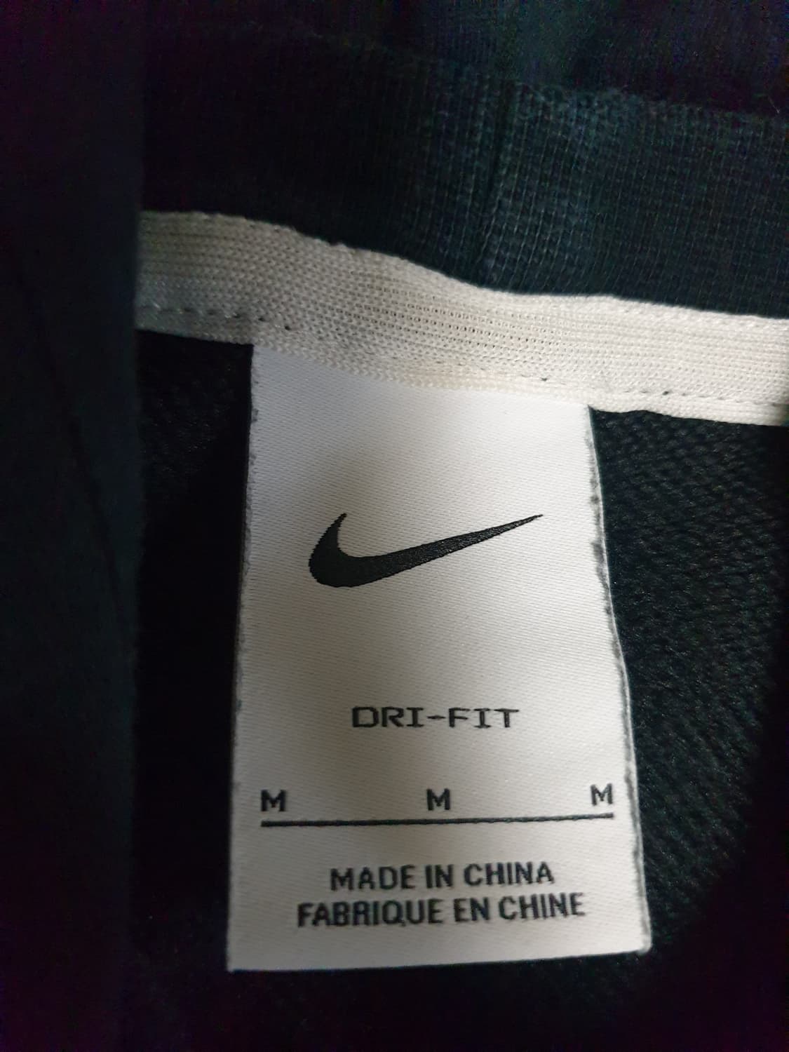 나이키 우먼 드라이핏 크롭 플라이 스탠다드 이슈 후드티 (M) 상품이미지5