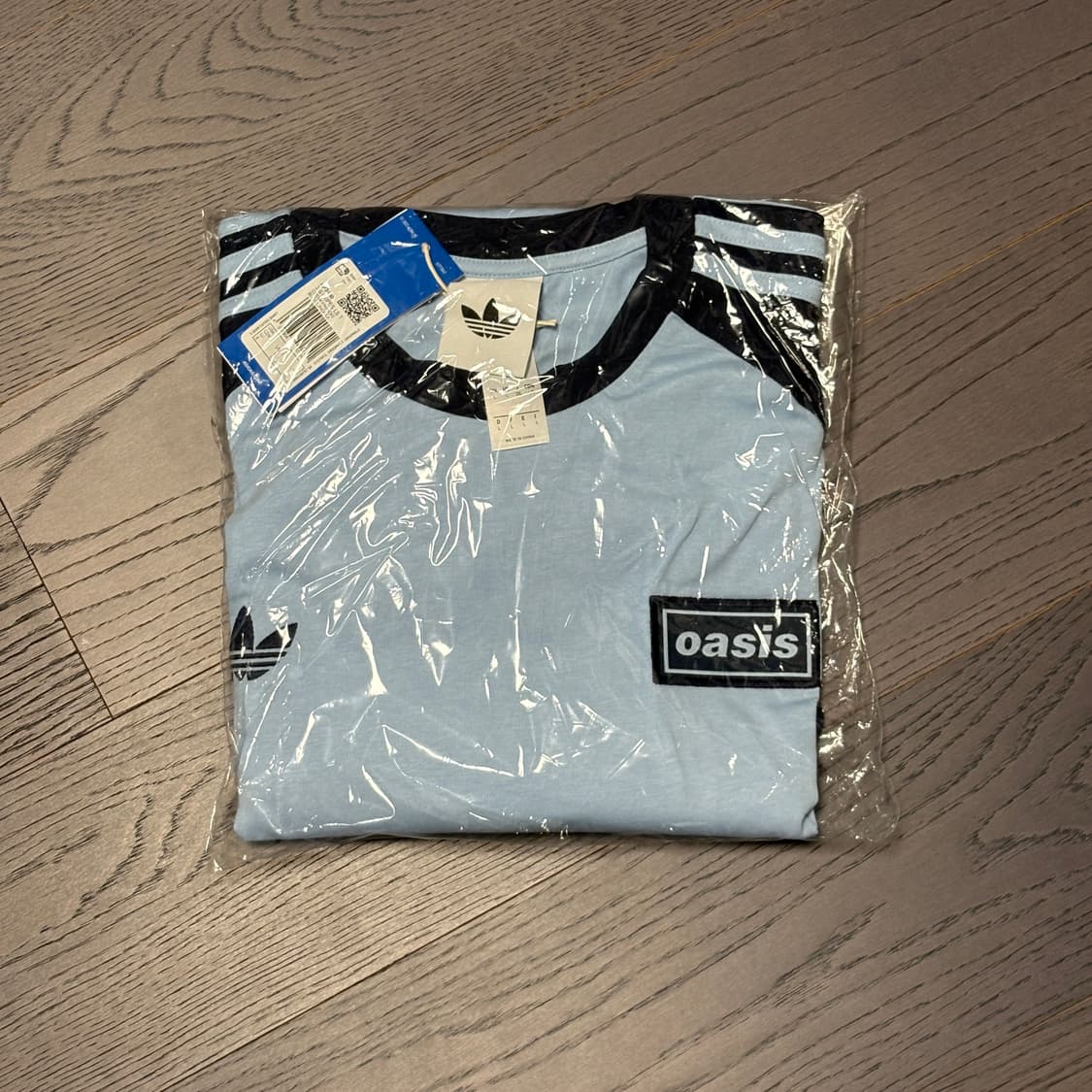 오아시스 아디다스 롱슬리브 코리아 익스클루시브 상품이미지3