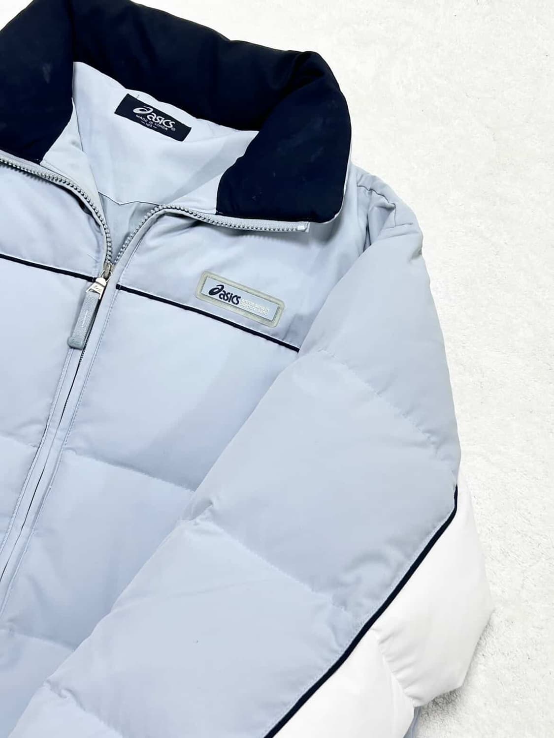 아식스 00‘s 뮤트하늘 덕다운 패딩 상품이미지6