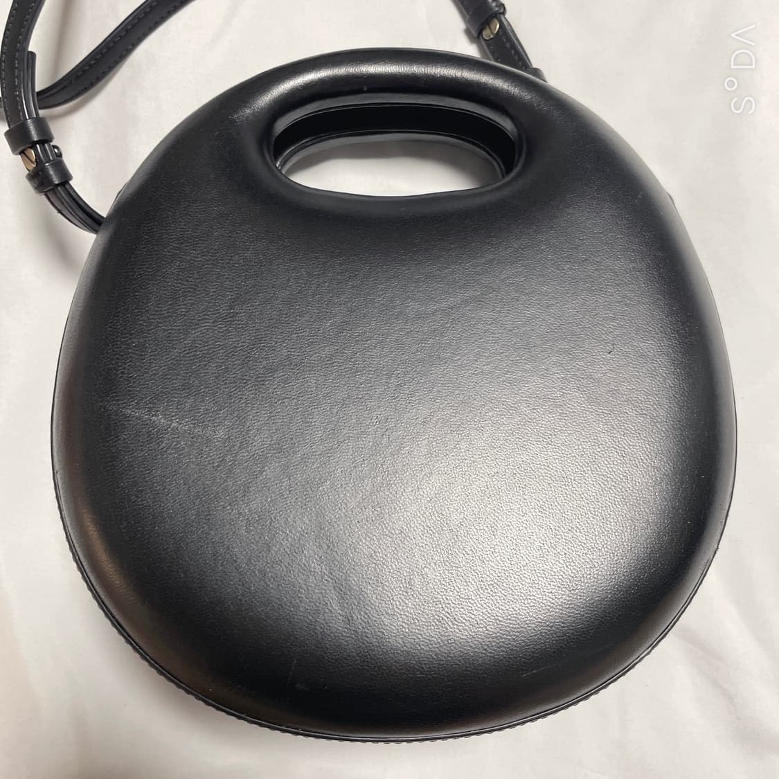 아카이브앱크 쉘 베이글 크로스백 블랙 상품이미지4