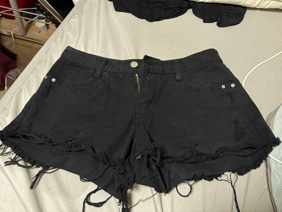 애즈온 반바지 SOLID BLACK SHORT PANTS  상품이미지5