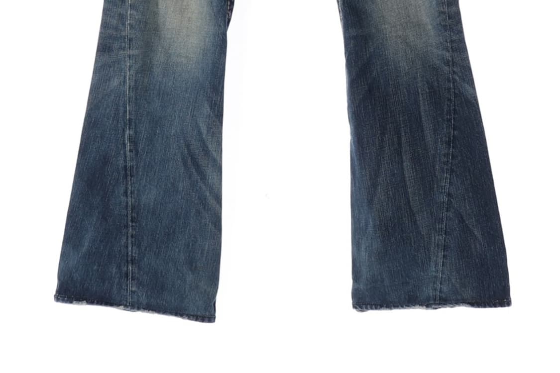 버커루 헤비 워싱 디스트로이드 부츠컷 데님 상품이미지5