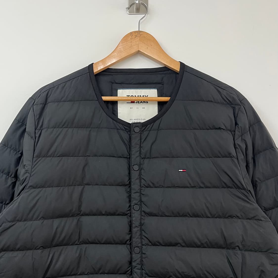 타미힐피거 블랙 경량패딩 자켓 상품이미지4