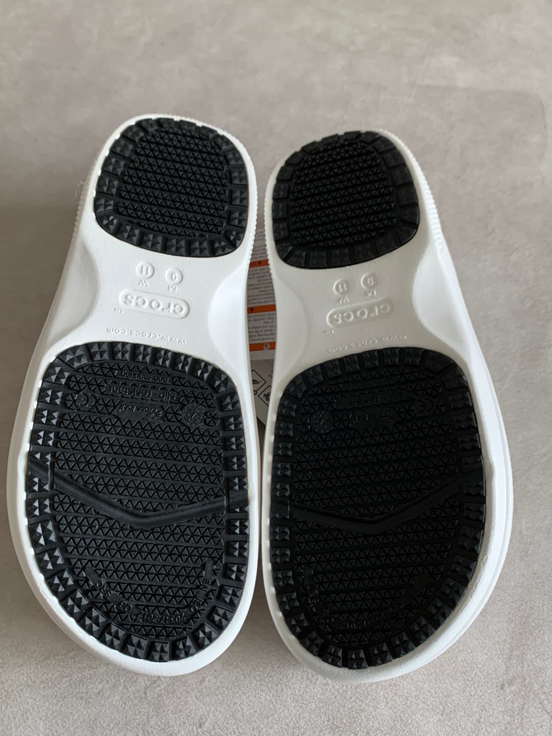 (새상품) 크록스 온 더 클락 워크 슬립온 270 상품이미지6