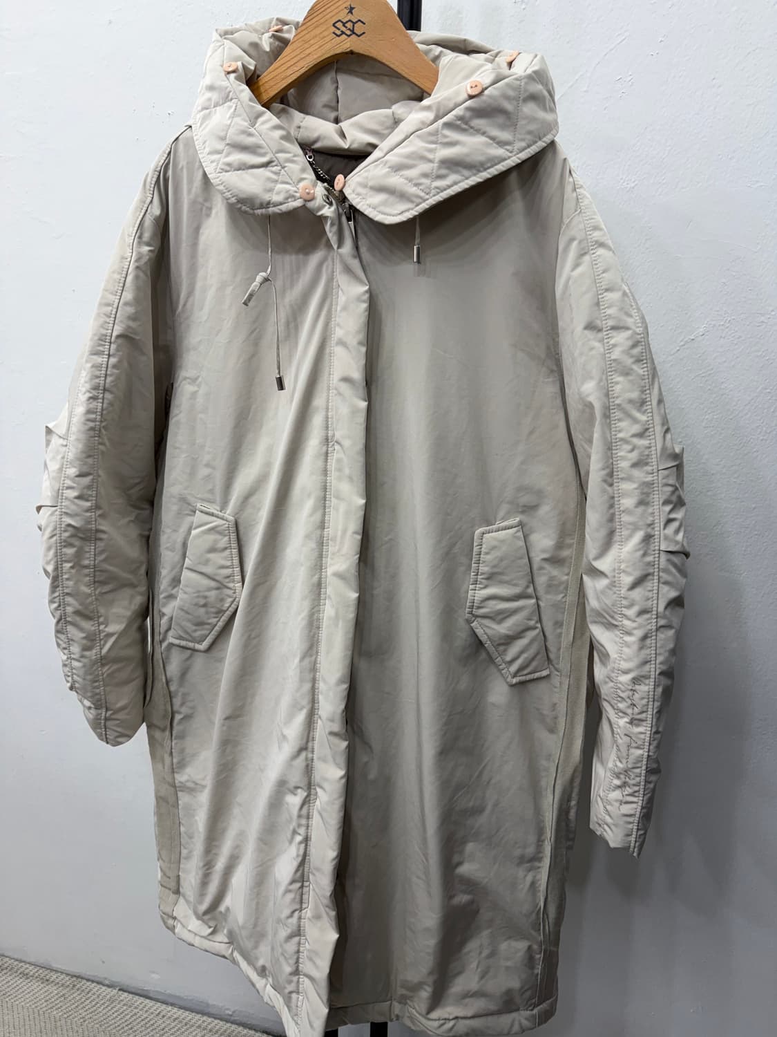 정품) 아테스토니 여성 후드 구스패딩 S 상품이미지3