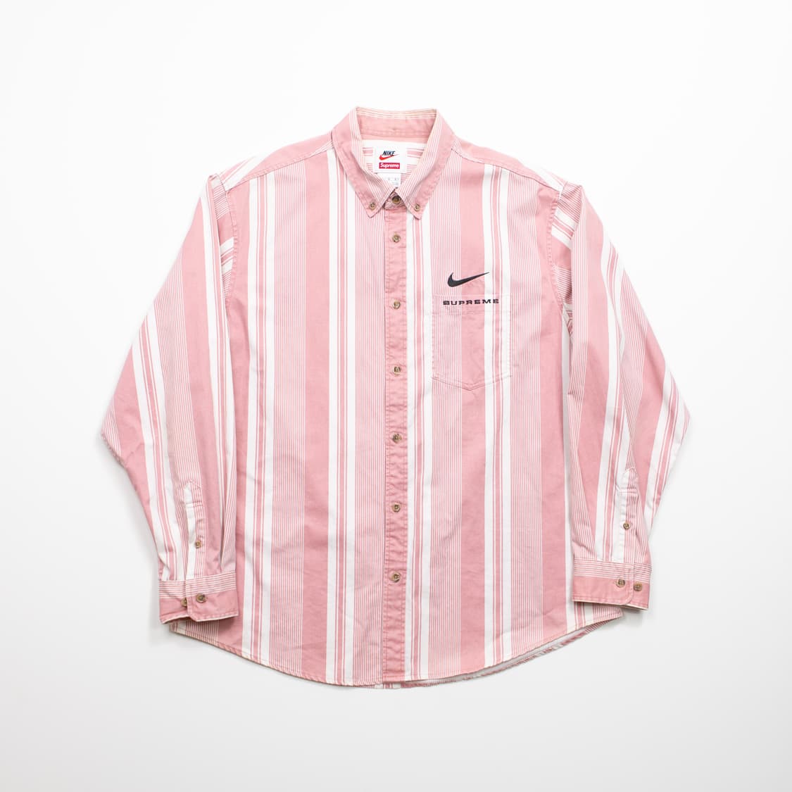 슈프림 나이키 핑크 스트라이프 코튼 트윌 셔츠 상품이미지1