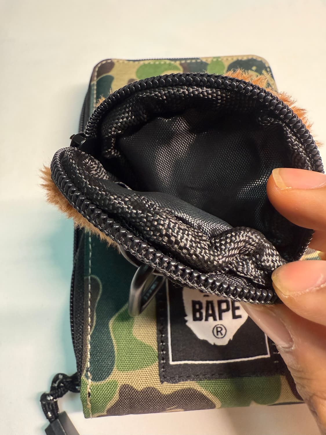 커플 아이템 베이프 카모플라쥬 핸드폰가방 목걸이 보조가방 일본잡지부록 상품이미지7