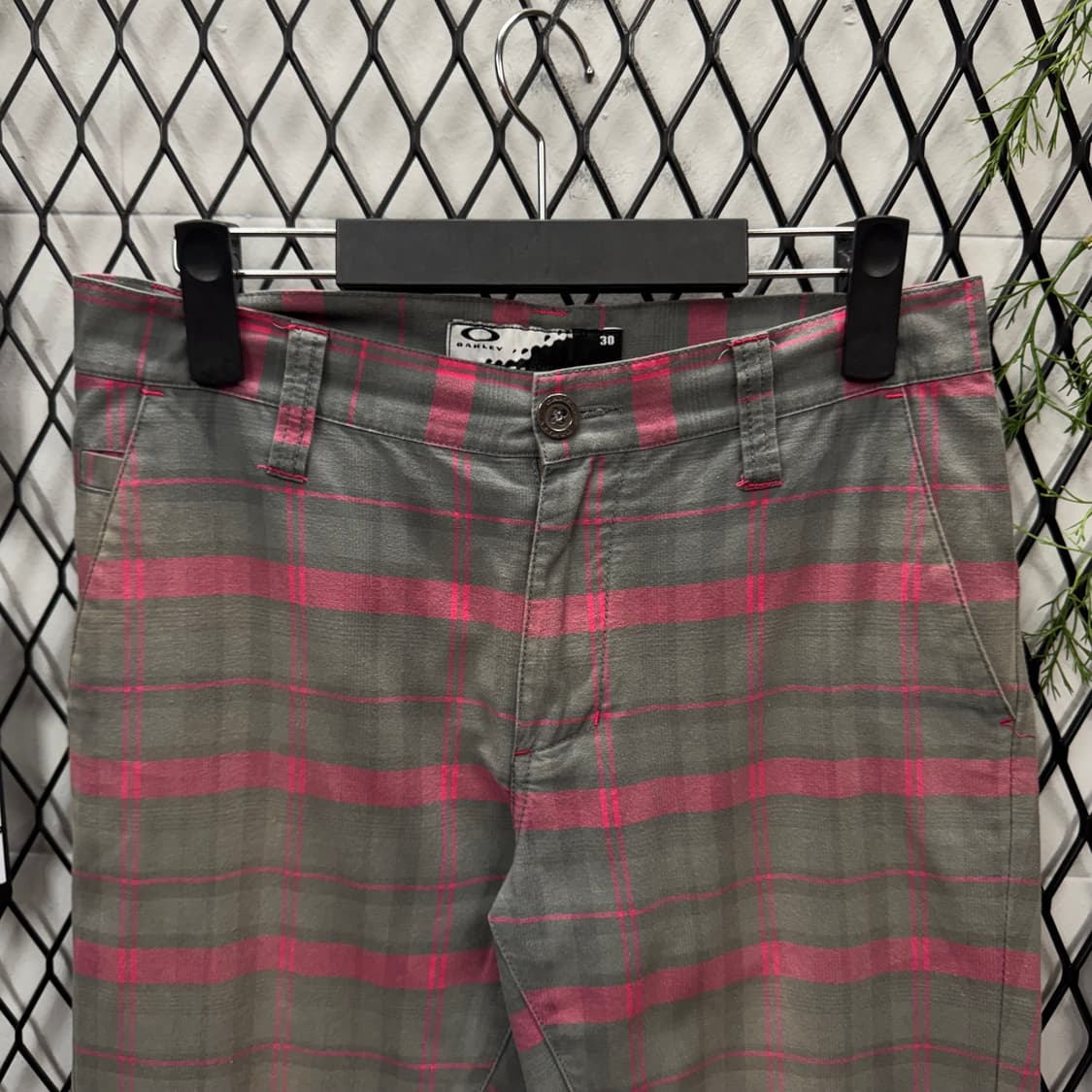 오클리 재팬 체크 코튼 슬랙스 팬츠 스트레이트 핏 그레이 핑크 상품이미지3