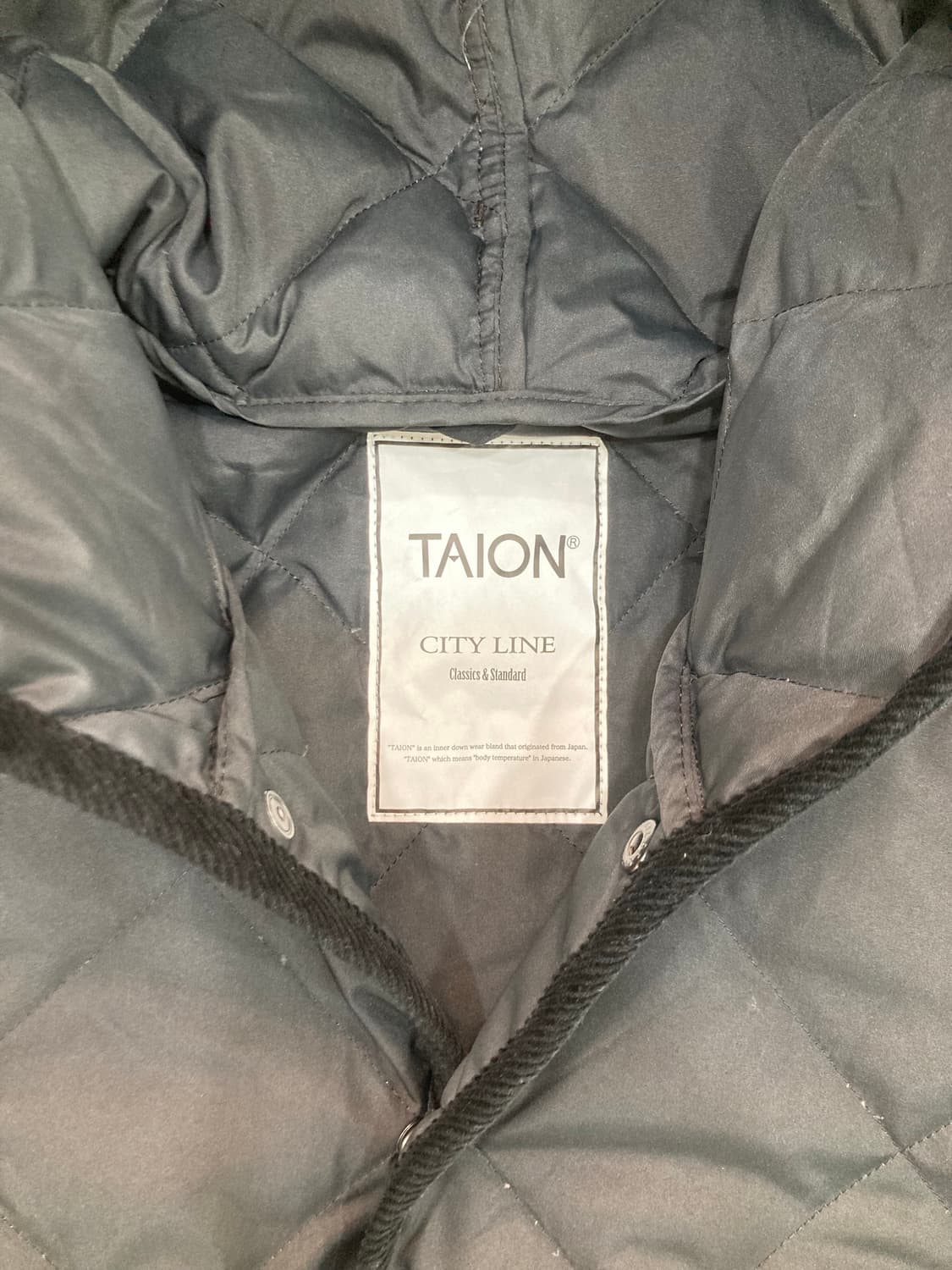 타이온 시티라인 패딩-후드/퀼트/파이핑 상품이미지4