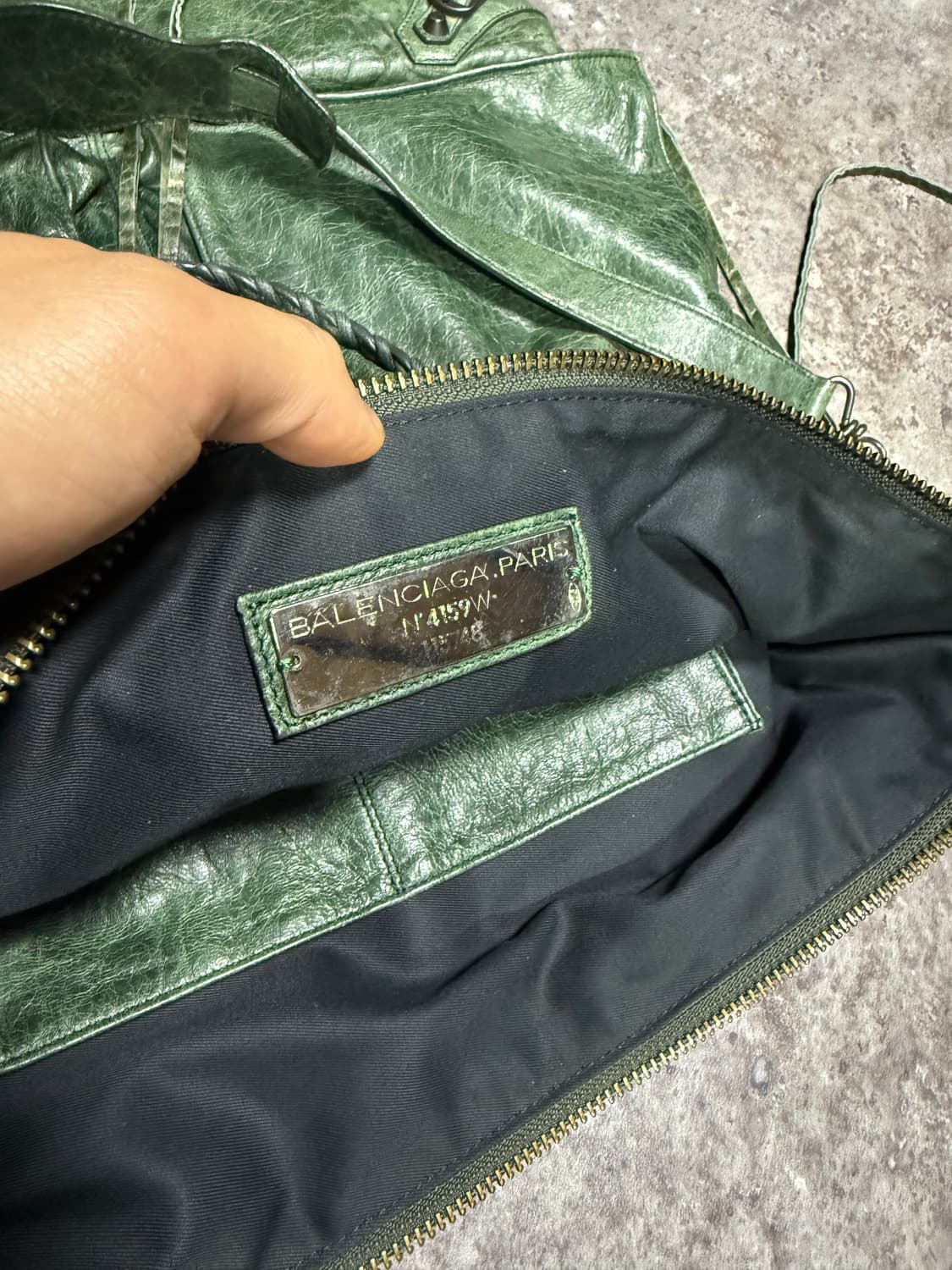 발렌시아가 모터백 상품이미지7