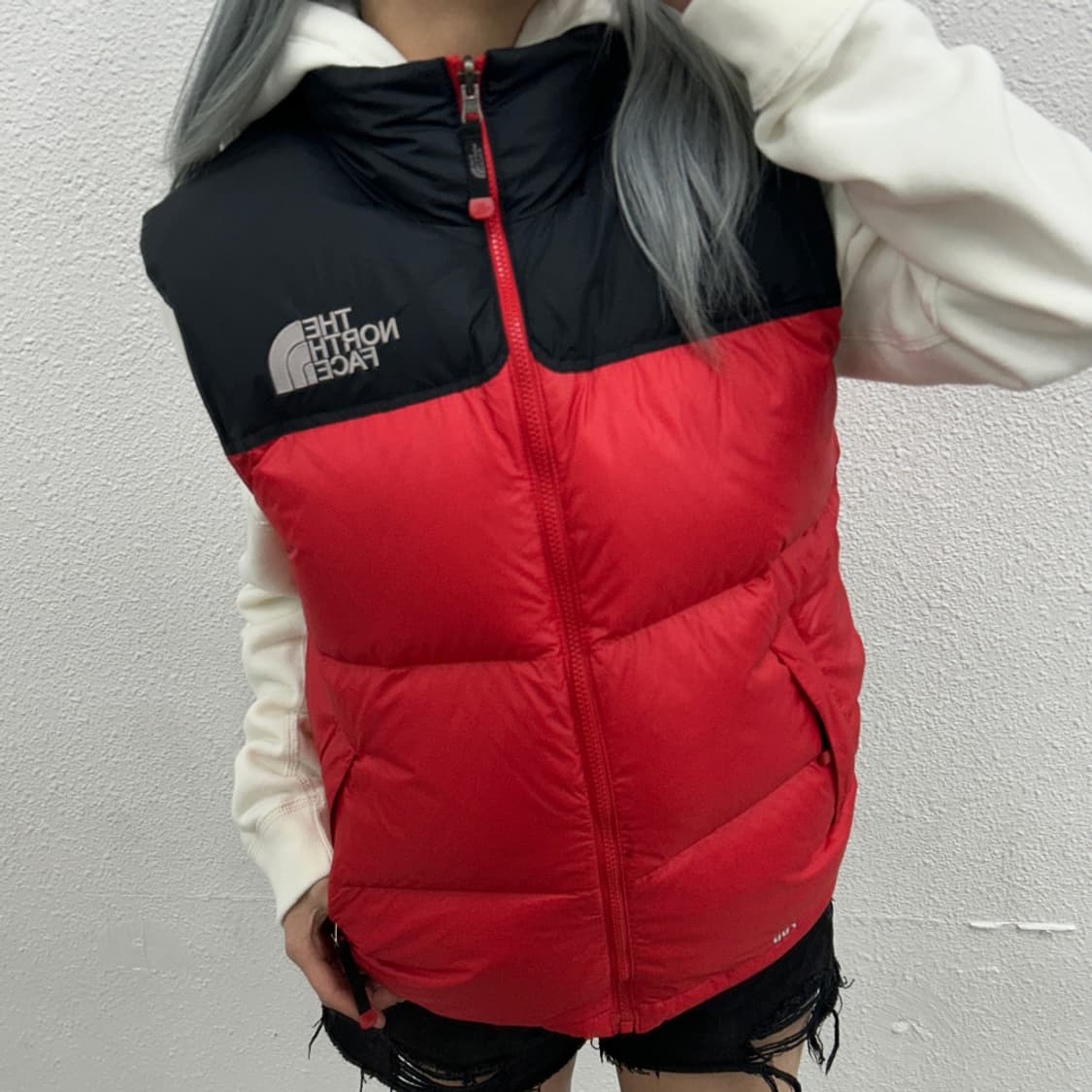 노스페이스 700 블랙 배색 레드 패딩조끼 95 상품이미지2