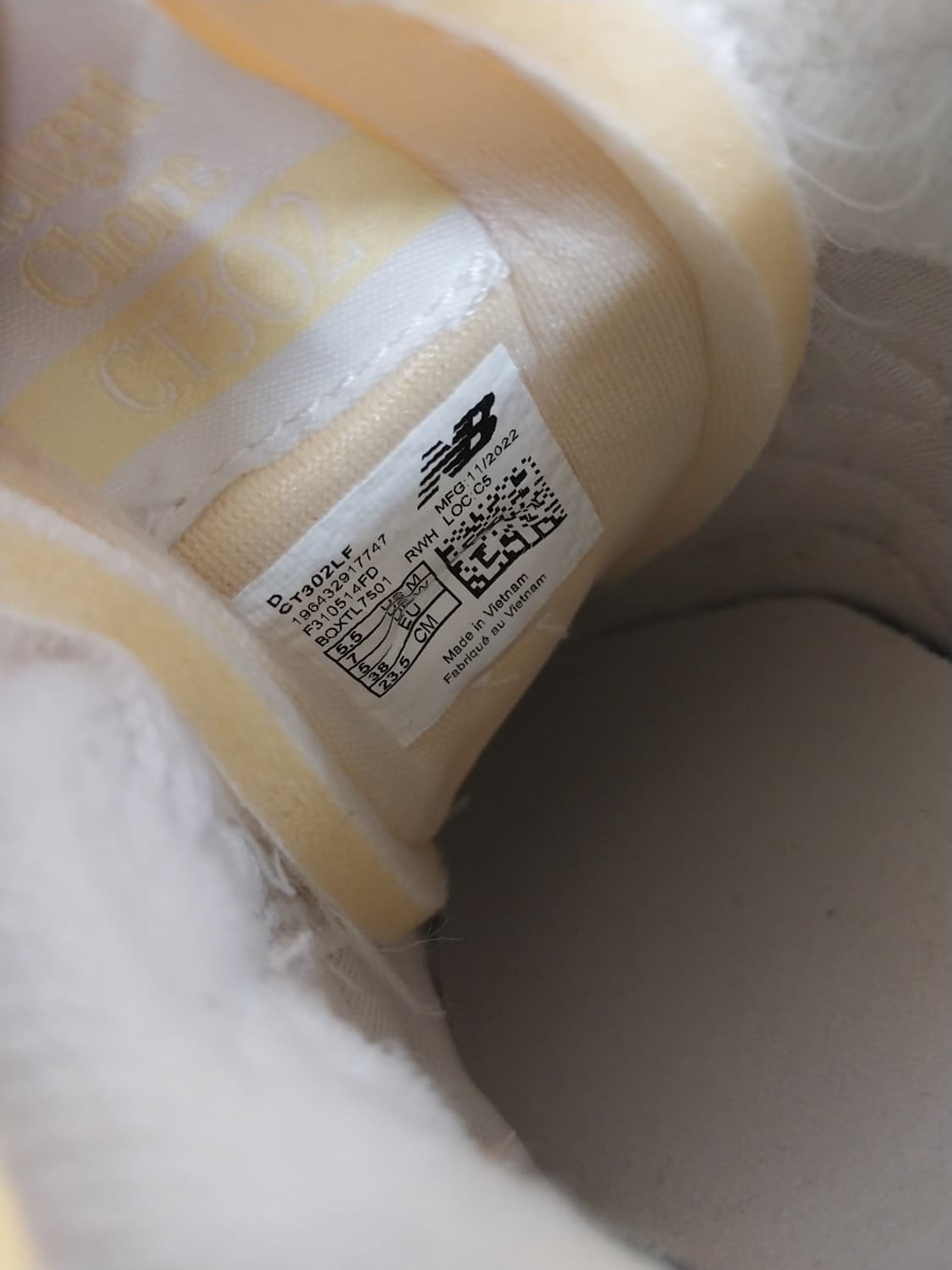 남녀공용 뉴발란스 CT302  화이트 가죽 스니커즈, 운동화 (235) 상품이미지9