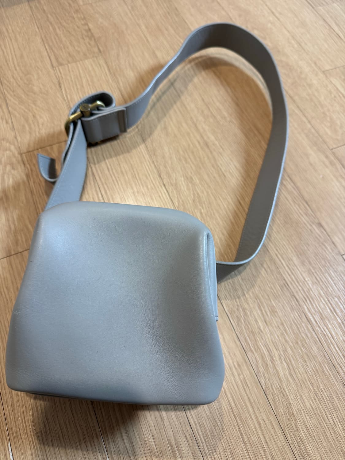 osoi 오소이 피칸 브로트 그레이 상품이미지3