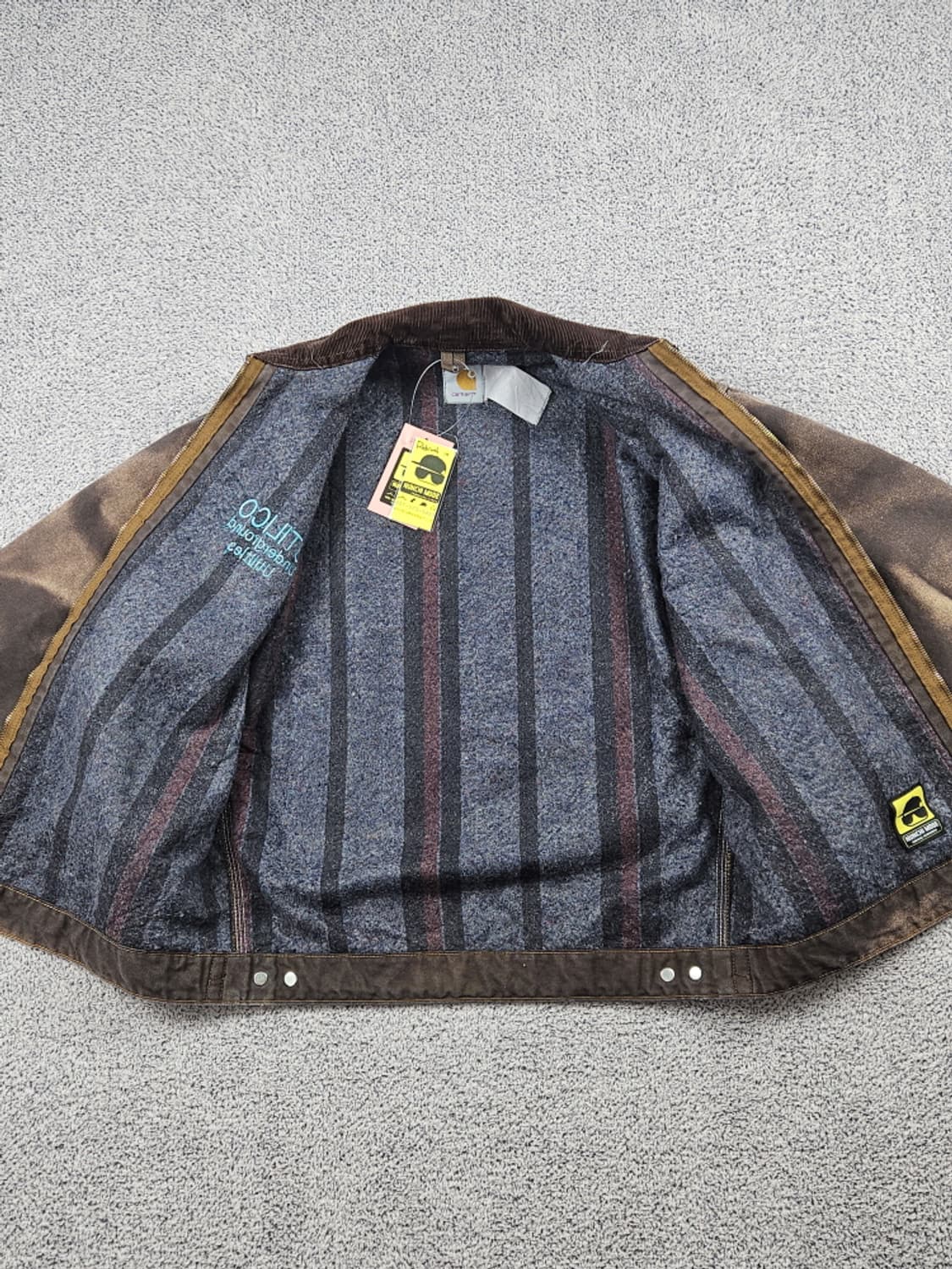 칼하트 다잉 워시드 커스텀 디트로이트 워크 자켓 (본문참조)/ 10319 상품이미지10