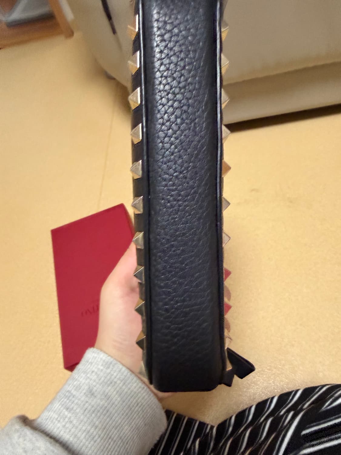 발렌티노 락스터드 크로스 체인백 상품이미지8