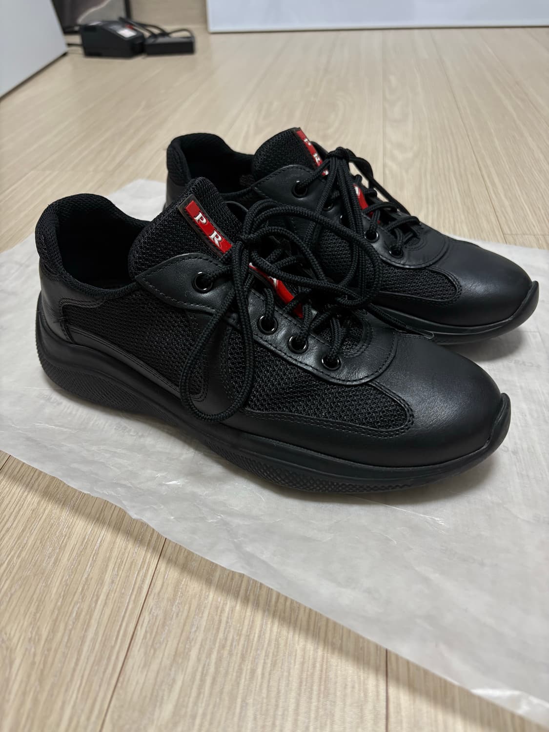 프라다 아메리카컵 36.5사이즈 상품이미지1