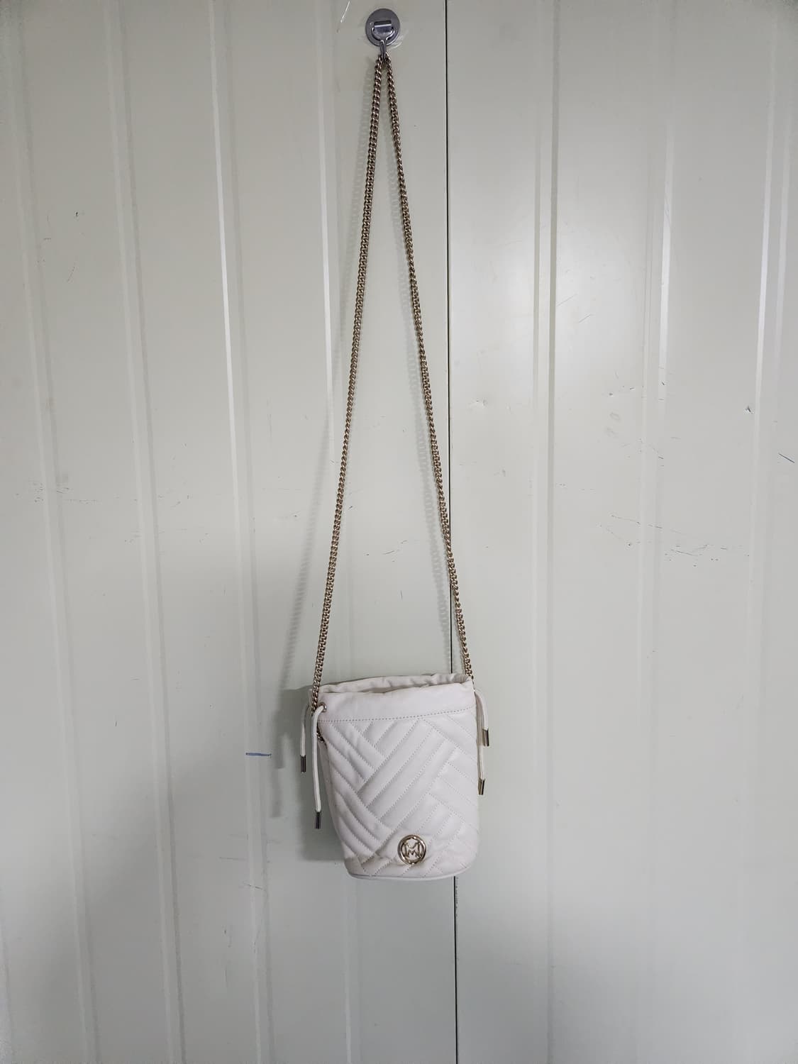 메트로시티 퀼팅 크로스 숄더백 상품이미지2