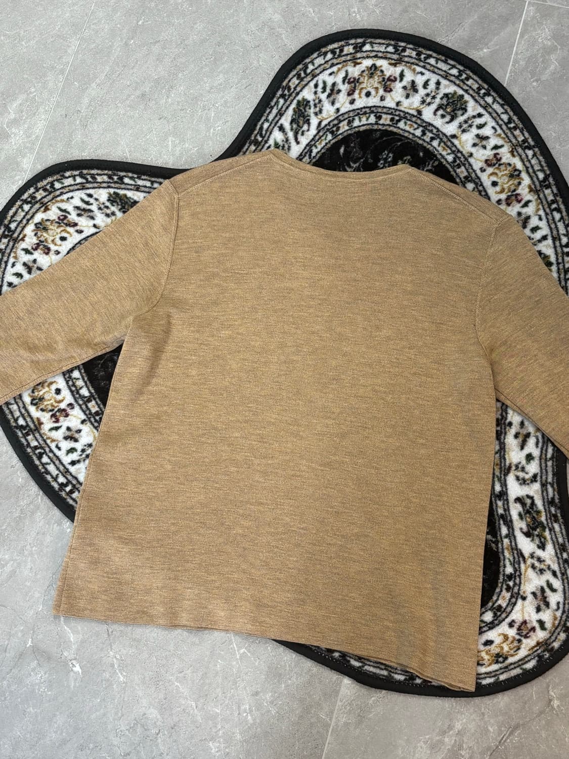 헬무트랭 브이넥 니트 상품이미지3