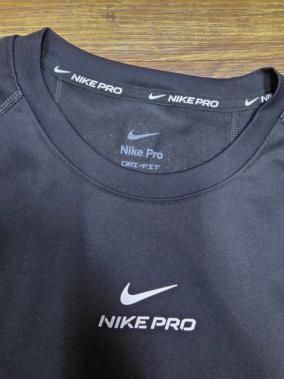 나이키프로 드라이핏 트레이닝탑  상품이미지2