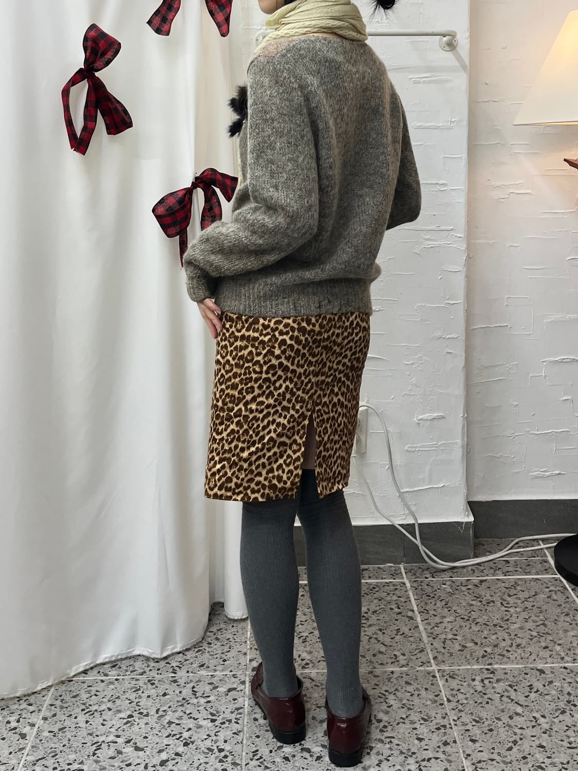 Fur accented cardigan 상품이미지3