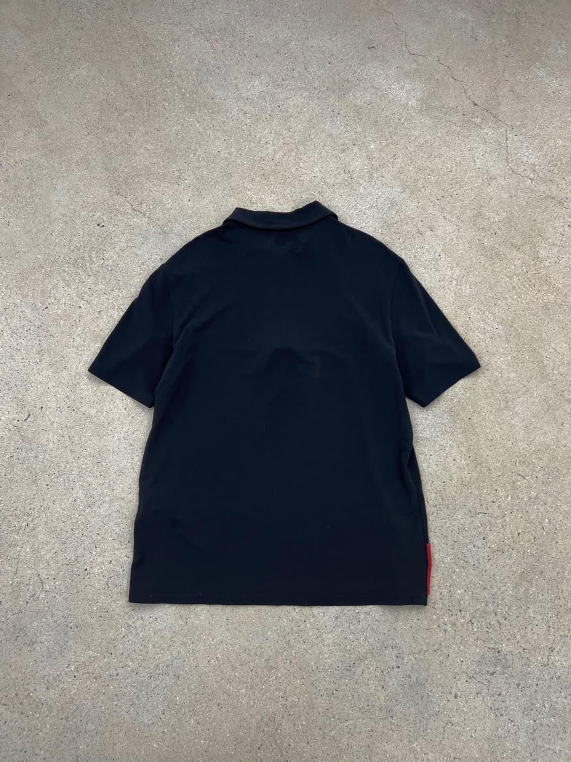 프라다 스포츠 00s 레드탭 하프집 카라 티셔츠 상품이미지4