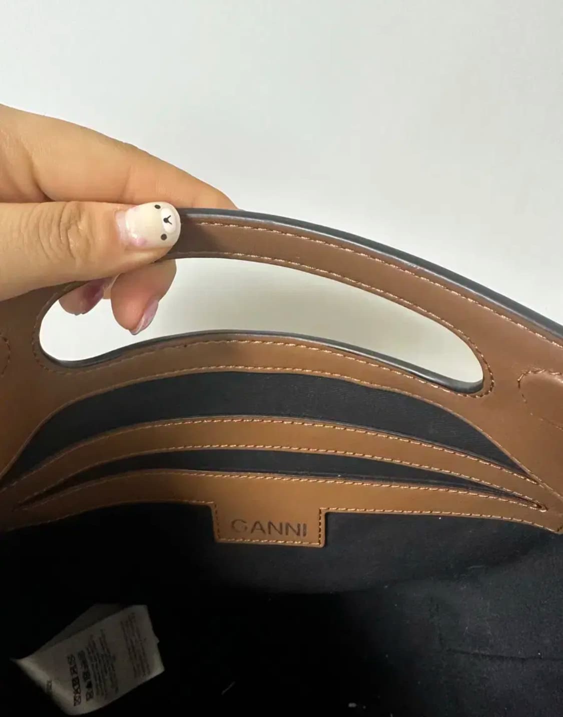 가니 ganni 스마일 가방 토트백 크로스백 상품이미지5