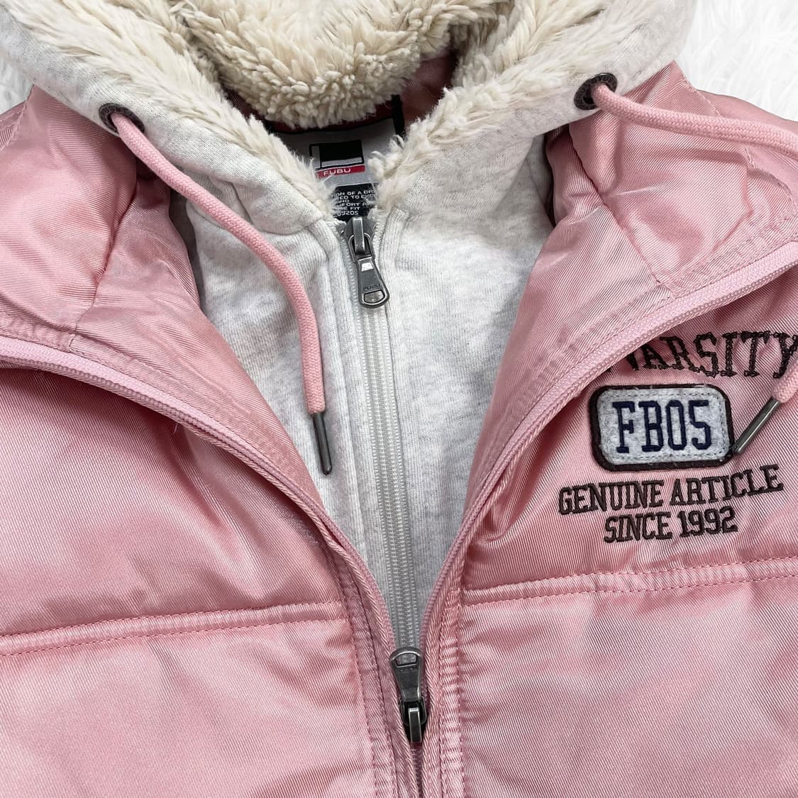 후부 스펠 로고 후드 패딩 딸기우유 상품이미지6