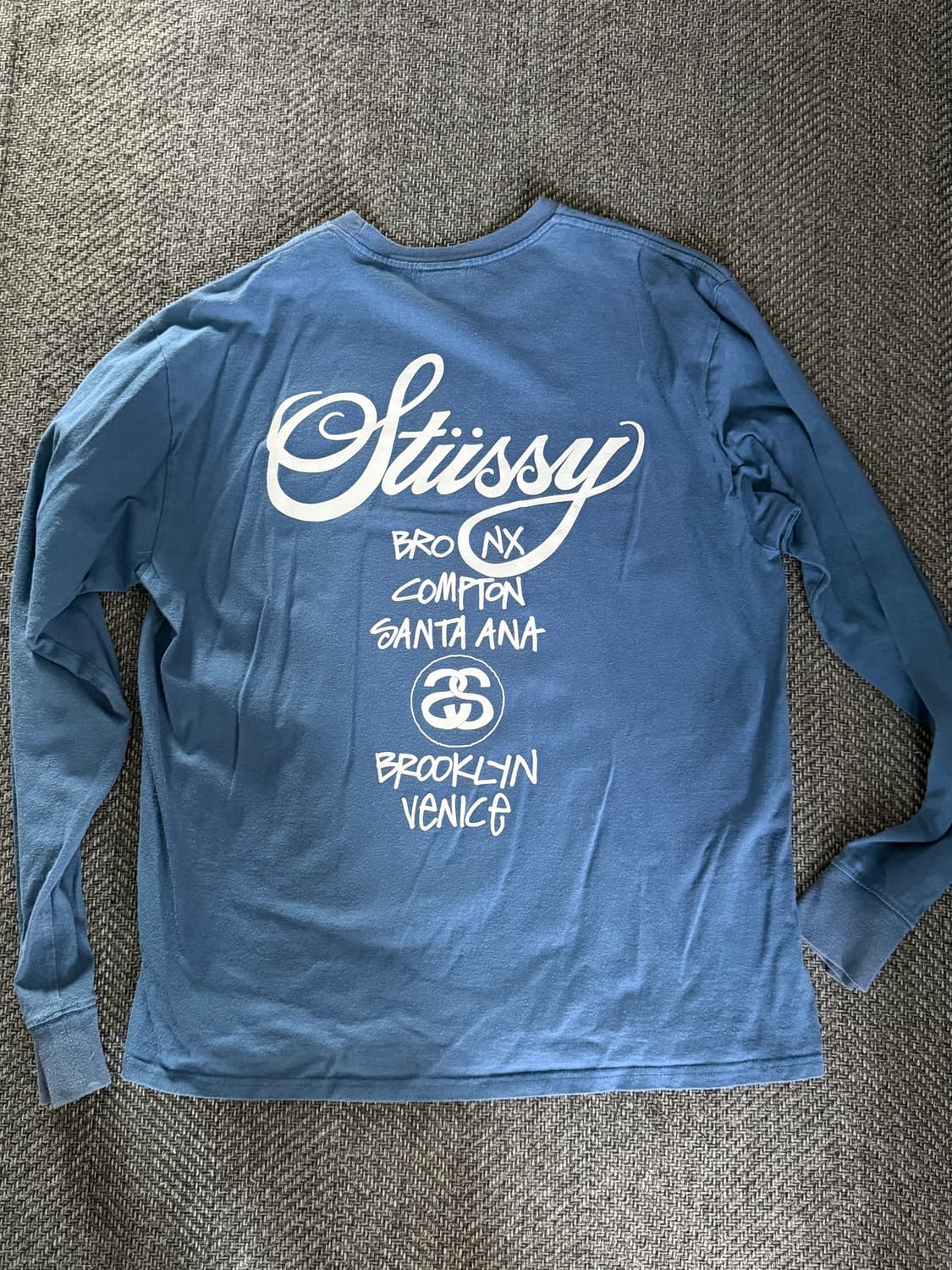 스투시 월드투어 롱슬리브 티셔츠 미드나잇 상품이미지2