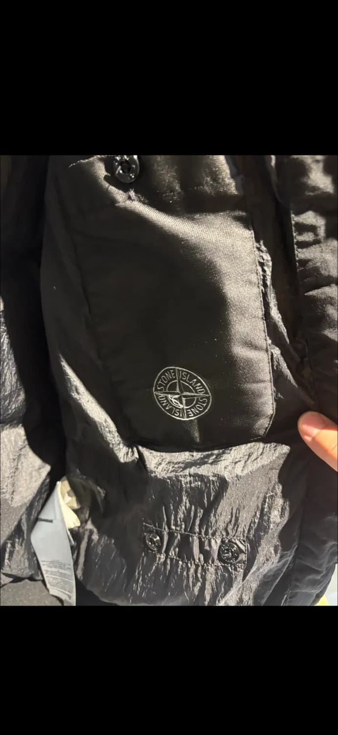 스톤아일랜드17fw크링클랩스 L우원재패딩 상품이미지4