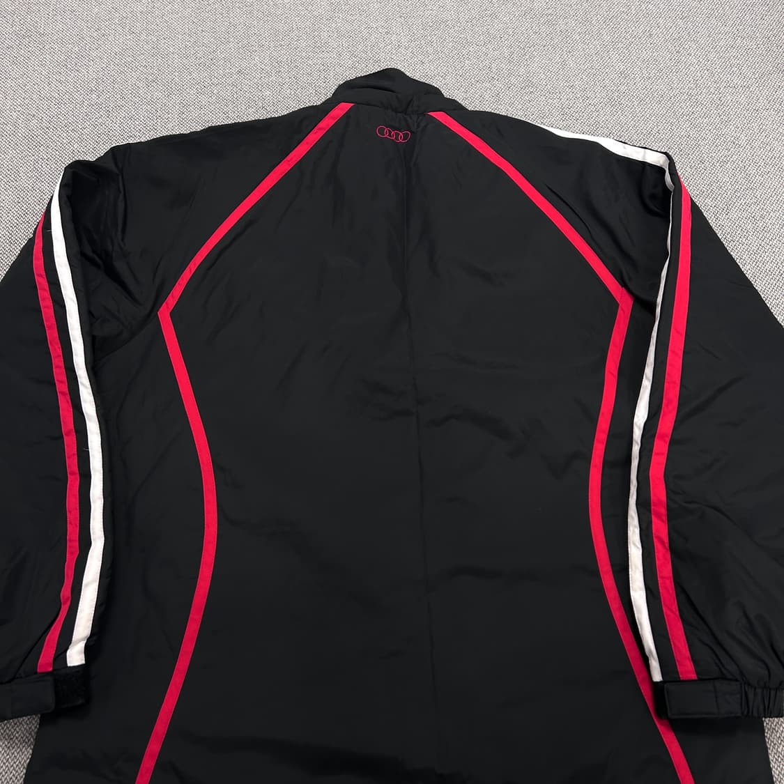 아우디 검빨 누빔 바람막이(100) 상품이미지6