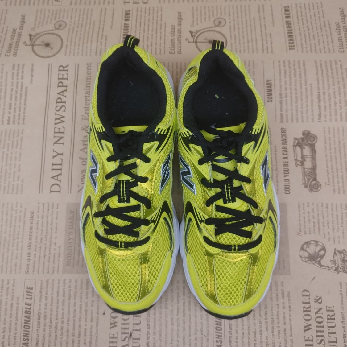 뉴발란스 530 여성운동화230 상품이미지2