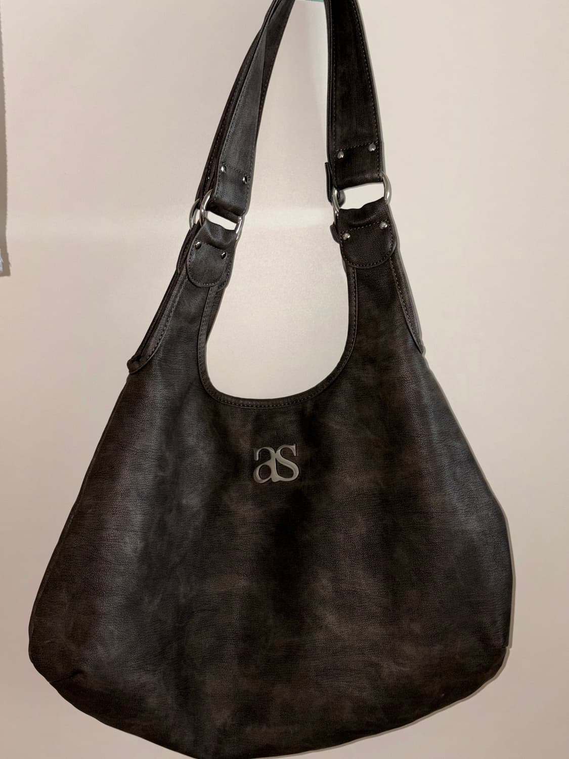 애즈온 리키 숄더백 크랙 브라운 상품이미지2