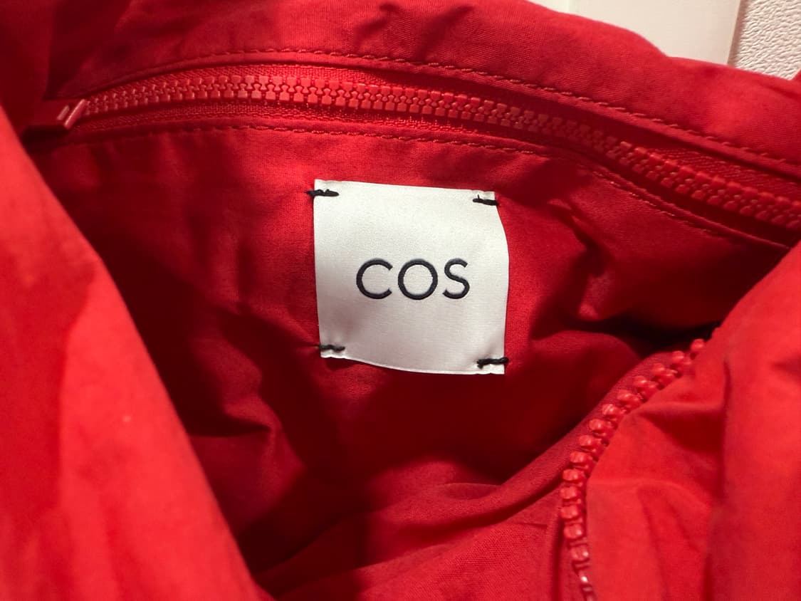 COS 캐노피 미니 크로스바디 백  레드 상품이미지3