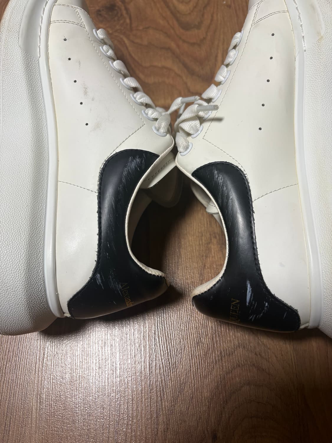 알렉산더맥퀸오버솔 정품a급 판매 상품이미지6