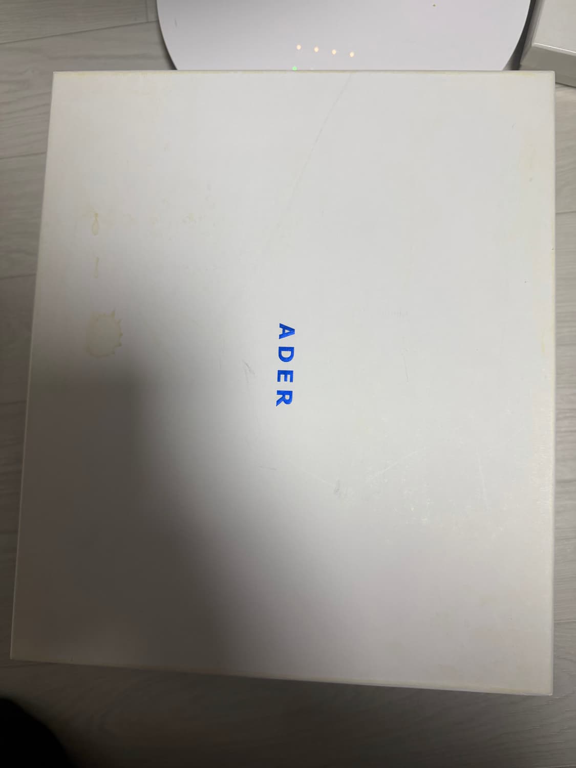 아더에러 트레이스 애드모어 크로스 바디백 블랙 상품이미지1