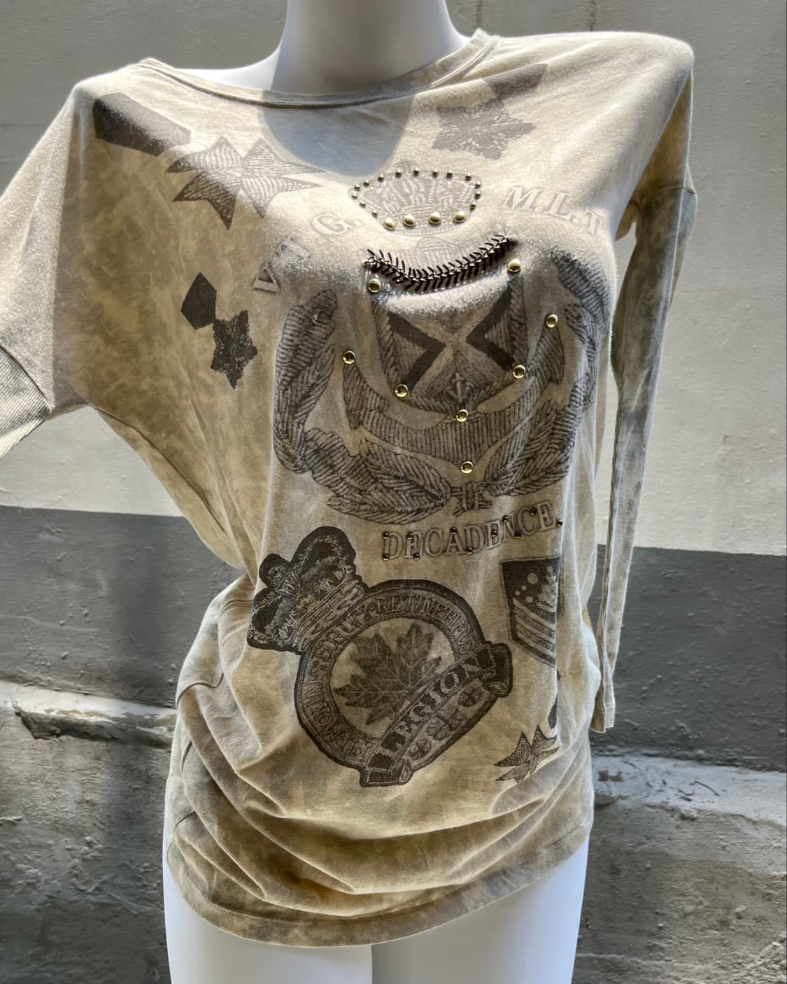00's Grunge Studded Long Sleeve 상품이미지4