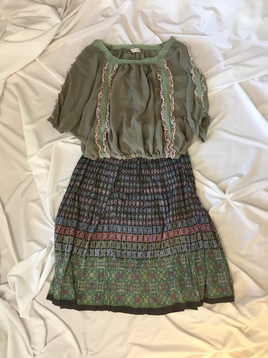 잔꽃 레이스 탑 상품이미지1