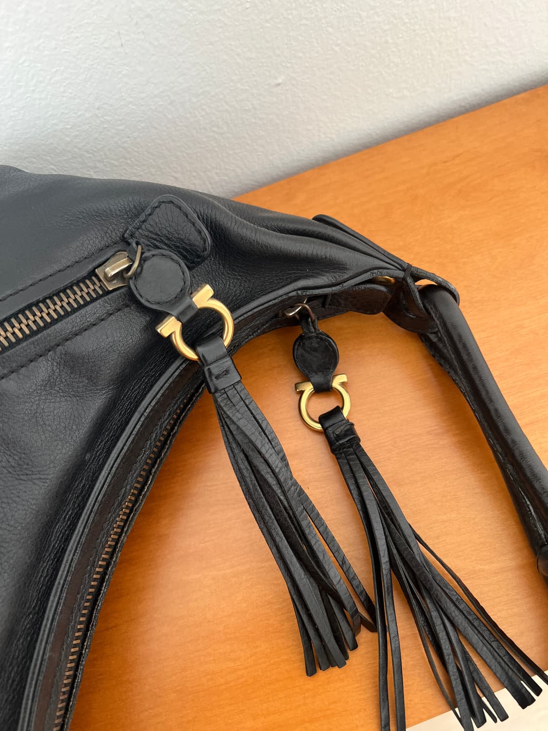 빈티지 페라가모 태슬 레더 호보백 상품이미지4